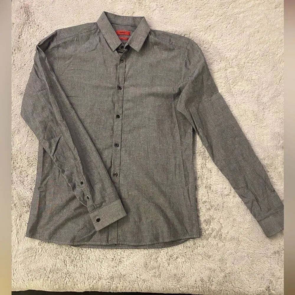 Hugo Boss 100% cotton shirt, M